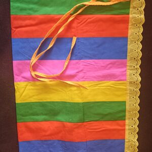 Pangi-kleur-met-gele-sierrand